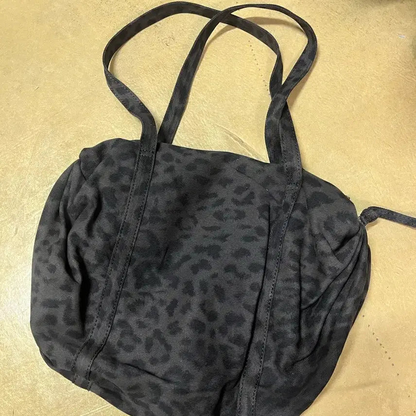 [BUNJANG] Shoulder Bag Black / 호피 숄더백 블랙 (챠콜이랑 비슷)