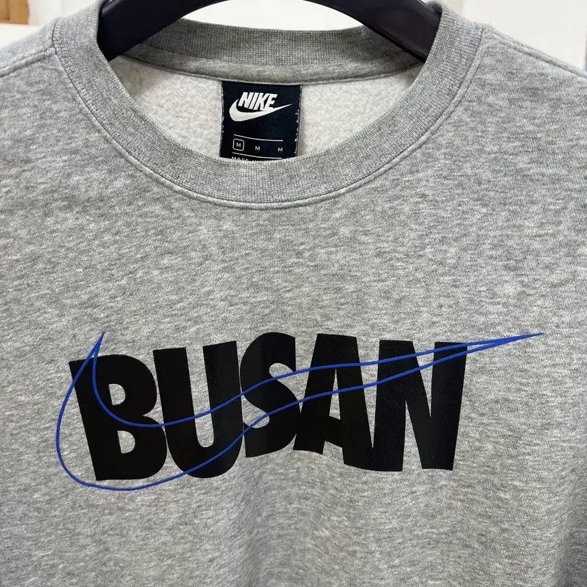[SOLD OUT] M 나이키 부산 맨투맨 그레이