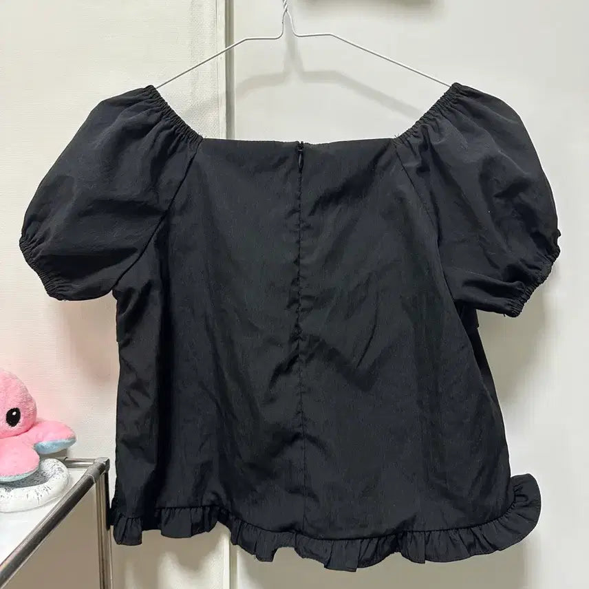 [BUNJANG] Black Ribbon Puff Short Sleeve Blouse / 새제품) 검정 리본 퍼프 반팔
