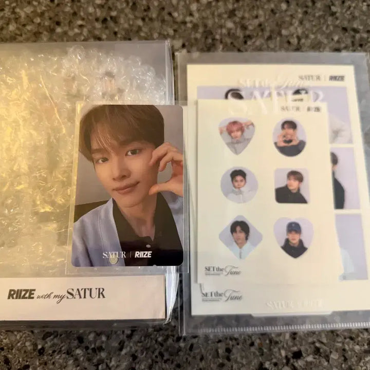 [SOLD OUT] 라이즈 성찬 세터 포카+등신대+스티커