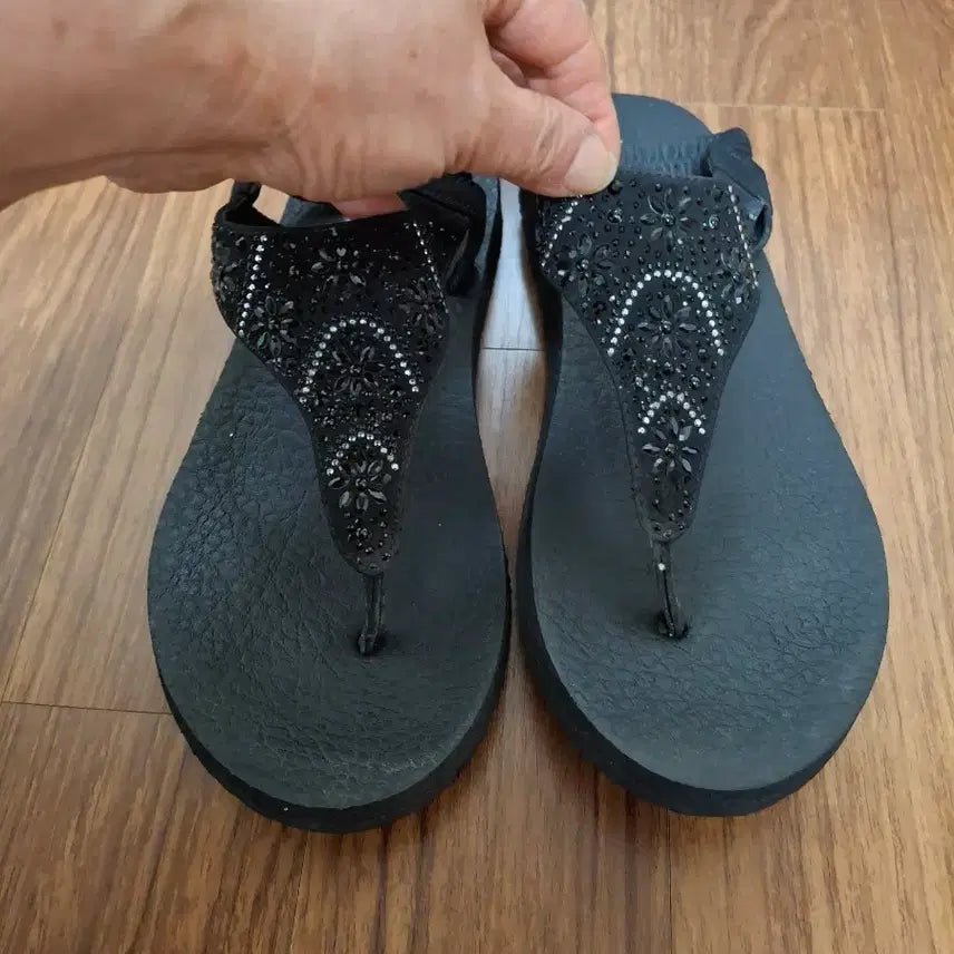 [BUNJANG] Skechers Sandals Black 250mm / 스케쳐스 샌들 블랙 250mm