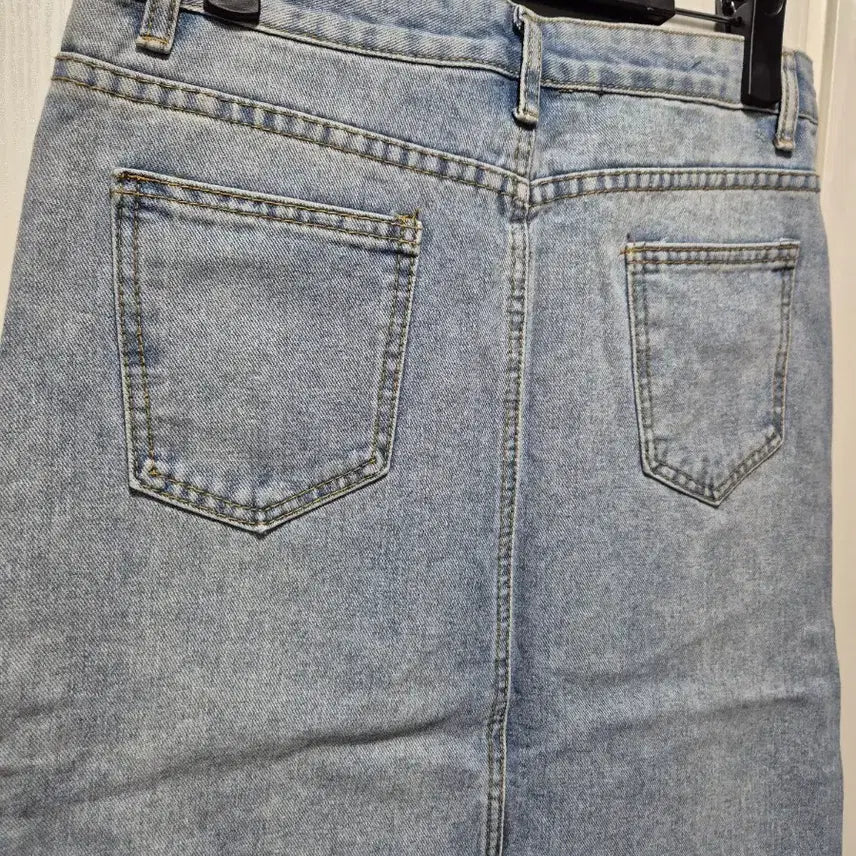 [BUNJANG] Denim Midi Skirt / (세일)(새상품)연청 데님 스커트 H라인 미디 스커트