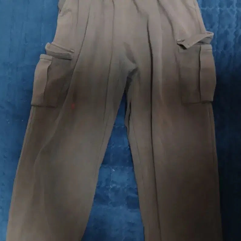 [BUNJANG] Gakkai Unions One-Pleat Wide Sweat Cargo Pants / Gakkai unions 원턱 와이드 스웨트 카고 바지