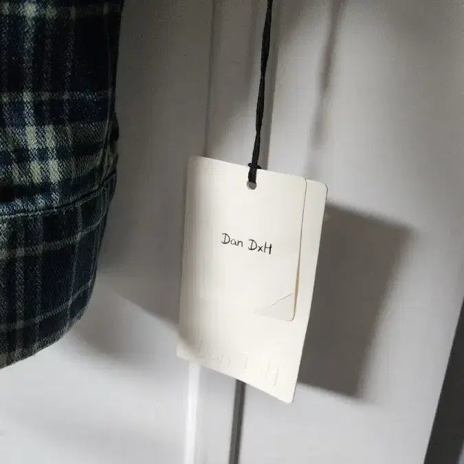 [SOLD OUT] 체크 크롭 후드 자켓 새상품