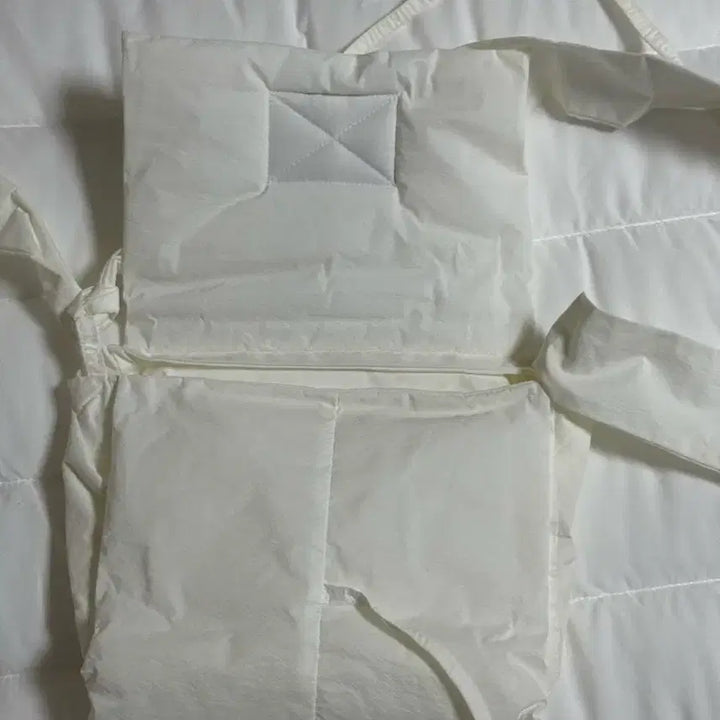 [BUNJANG] Froeua Breeze Bag White / 프루아 브리즈백 화이트