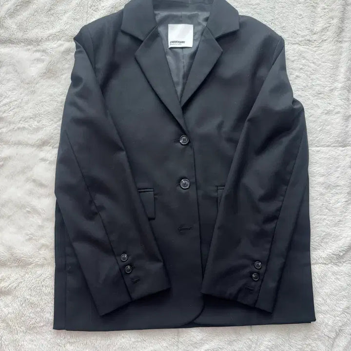 [BUNJANG] Cherrykuri Jacket / 체리퀴리 자켓