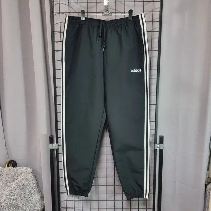 [BUNJANG] Adidas Essential 3S Wind Jogger Woven Pants XL / 아디다스 바지 에센셜 3S 윈드 조거 우븐 팬츠 XL