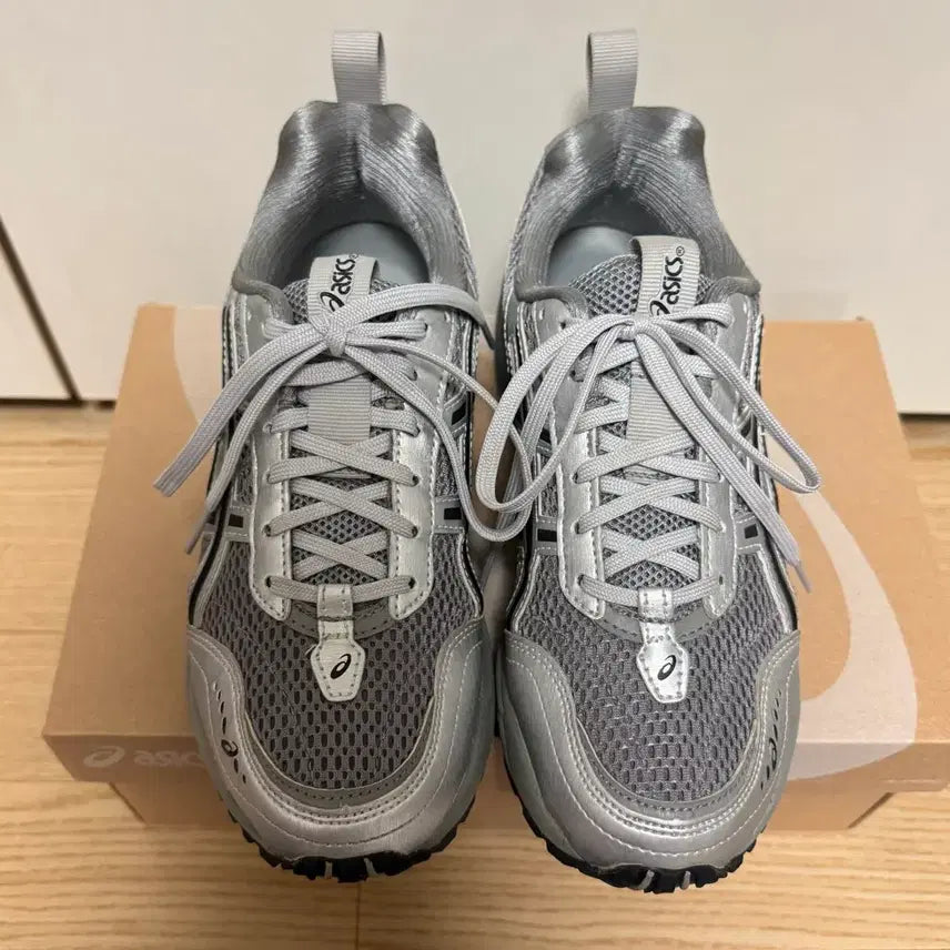 [BUNJANG] Asics Freja Wewer Gel-1090 V2 Sneakers / 아식스 프레자 위워 젤 1090 V2 실버