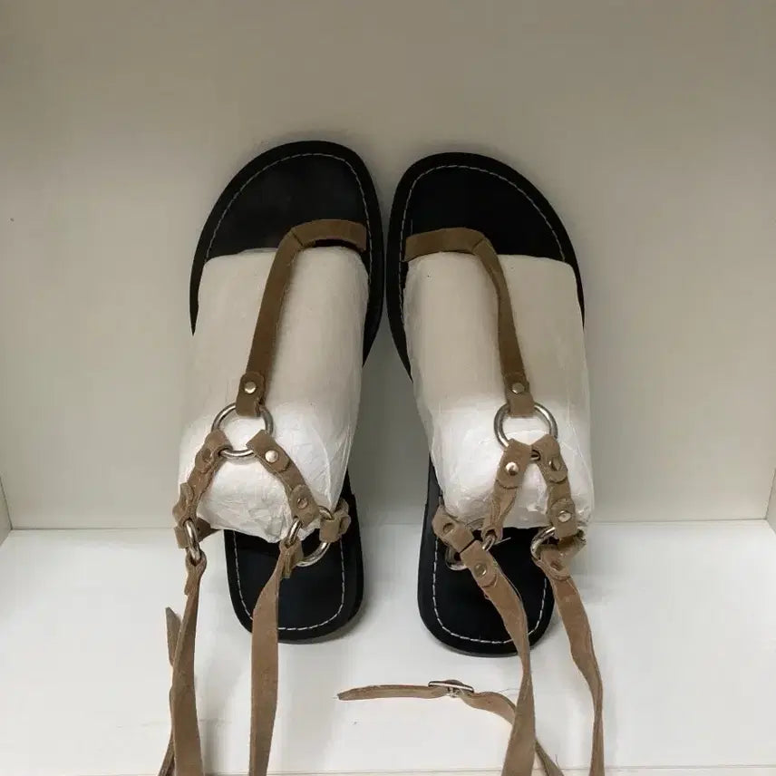 [BUNJANG] Thumb Toe Flip-Flop Sandals / 엄지 쪼리 슬리퍼 샌들