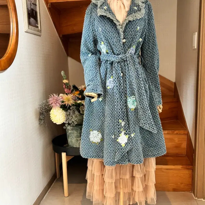 [BUNJANG] Denim Floral Embroidered Belted Long Coat / 데님 플라워 자수 벨티드 롱 코트