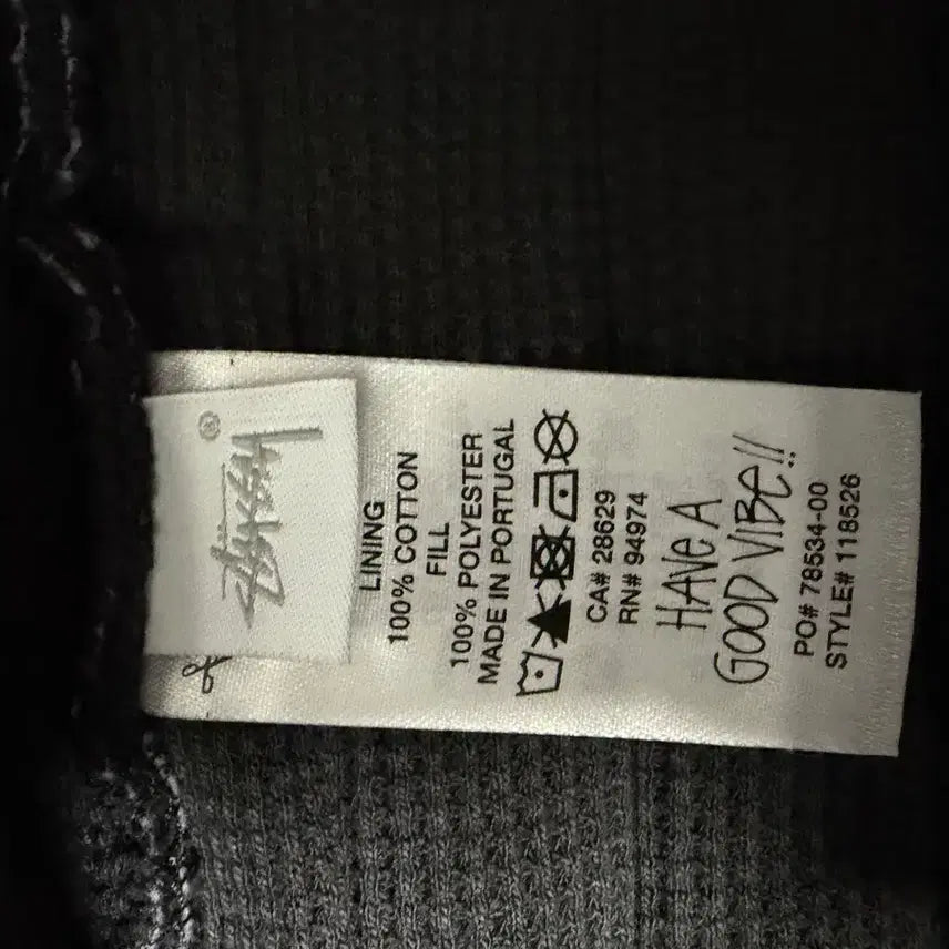 [BUNJANG] Stussy Vertical Quilted Hoodie Zip-up Black L / 스투시 버티컬 퀄티드 후드집업 블랙 L