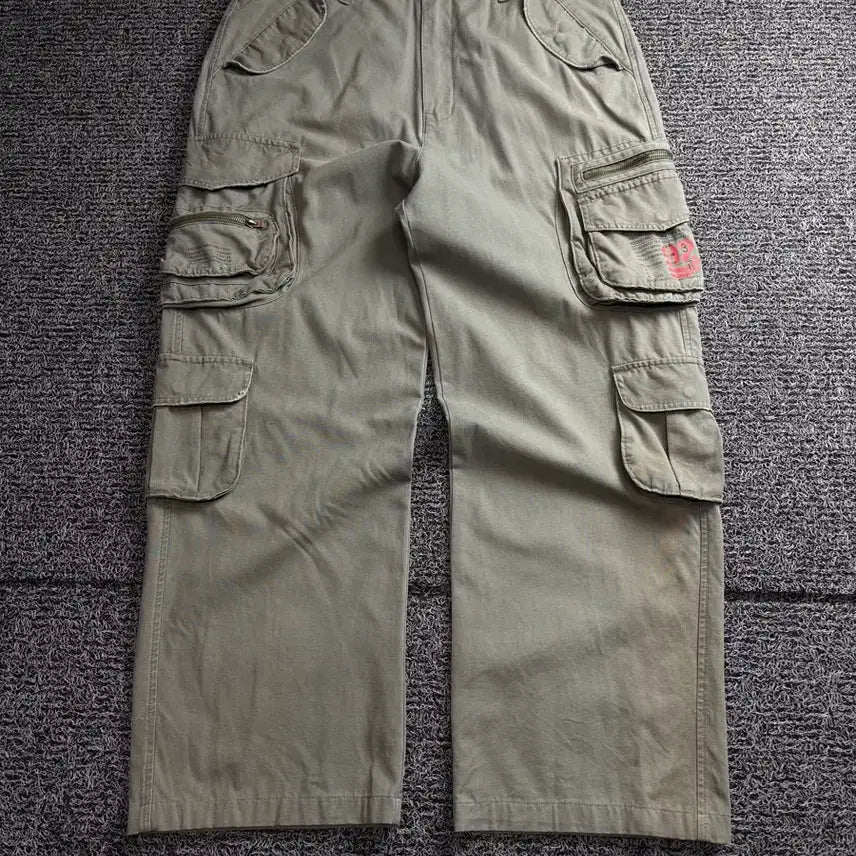 [SOLD OUT] 아베크롬비 Y2K 빈티지 카고 포켓 워크 팬츠 3786