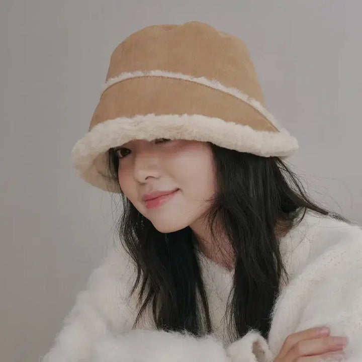 [BUNJANG] Moon Suede Bonnet Hat Beige / (새상품) 올인컴플리트 moon 스웨이드 보닛햇 모자 베이지