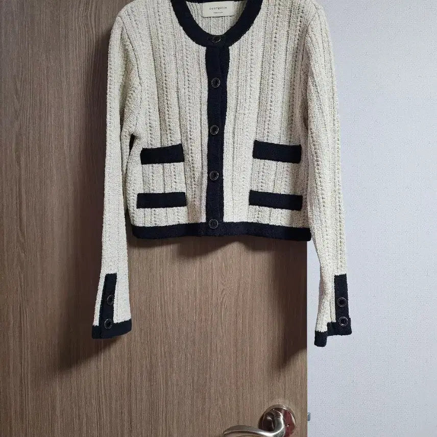 [BUNJANG] Kozet Black Trim Cardigan / 코젯 배색 가디건