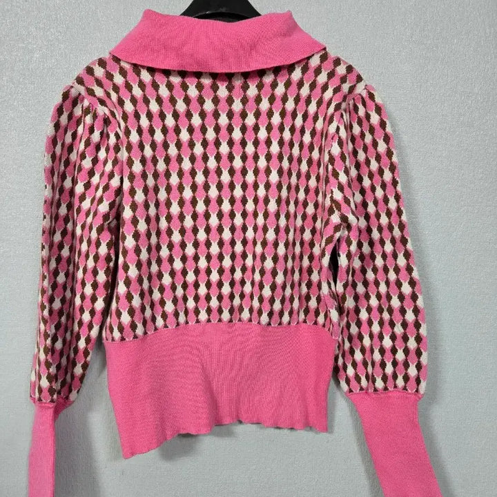 [BUNJANG] Pink Cat Embroidery Crop Sweater / 고양이 자수 핑크 크롭 패턴 스웨터 55~66