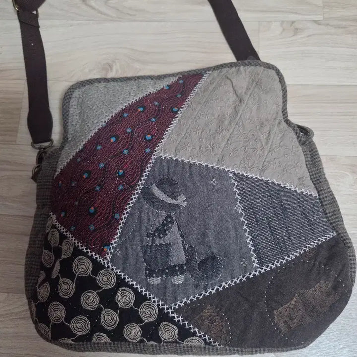 [BUNJANG] Handmade Quilt Crossbody Bag / 수제퀼트크로스&amp;숄드백