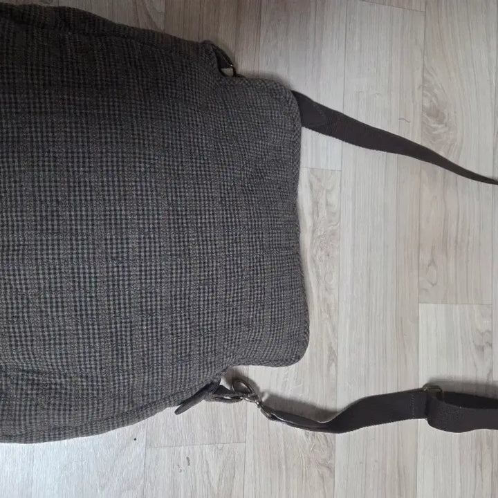 [BUNJANG] Handmade Quilt Crossbody Bag / 수제퀼트크로스&amp;숄드백