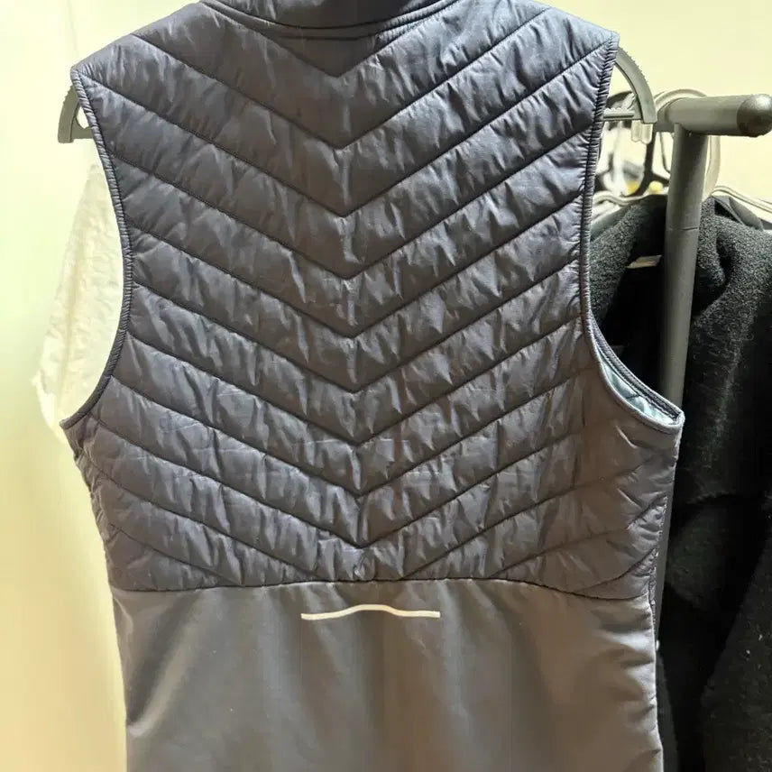 [BUNJANG] Nike Running Padded Vest L / 나이키 러닝 패딩 조끼 L