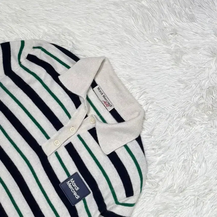 [SOLD OUT] 마르디 스트라이프 카라 니트