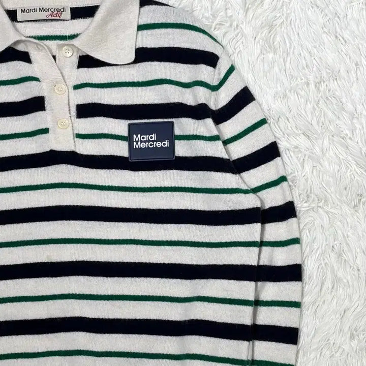 [SOLD OUT] 마르디 스트라이프 카라 니트