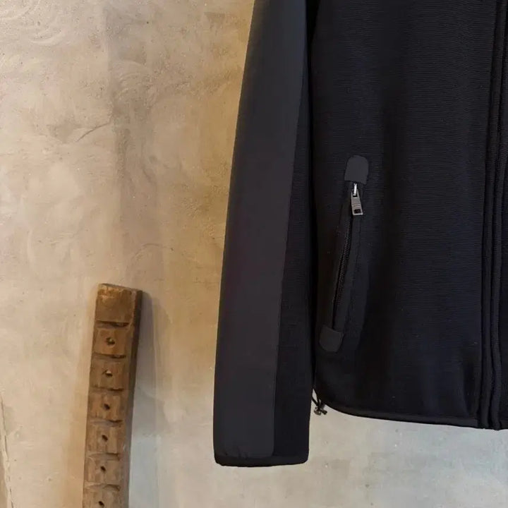 [BUNJANG] Prada Sport Archive Knit Zip-Up Men&