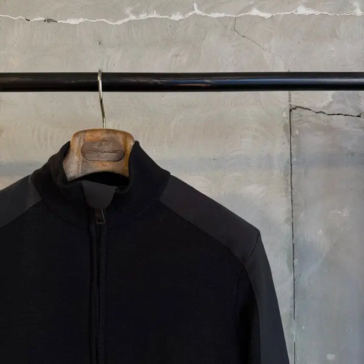 [BUNJANG] Prada Sport Archive Knit Zip-Up Men&