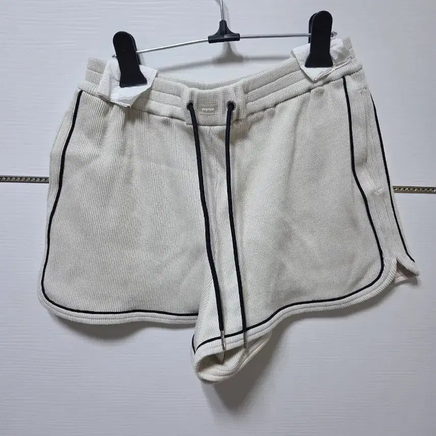[BUNJANG] Hansum System Color Line Drawstring Shorts / 한섬 25ss 시스템 컬러 라인 드로우스트링 쇼츠 55