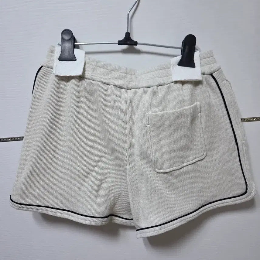 [BUNJANG] Hansum System Color Line Drawstring Shorts / 한섬 25ss 시스템 컬러 라인 드로우스트링 쇼츠 55