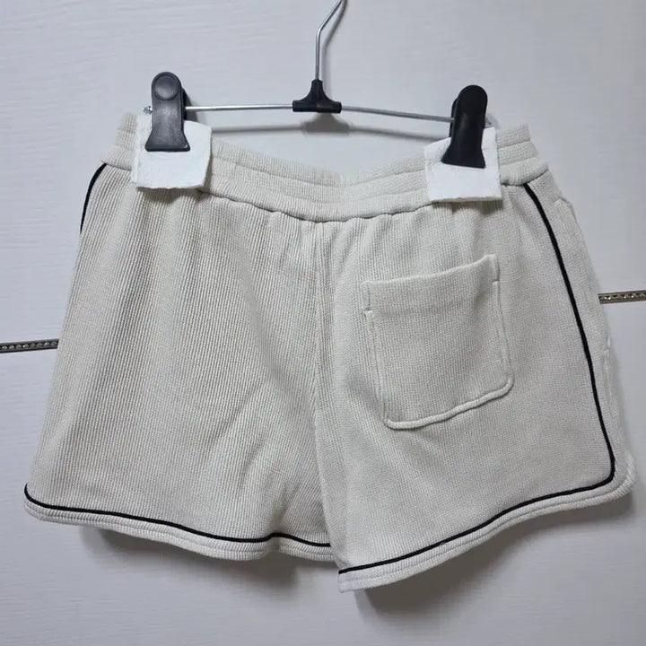 [BUNJANG] Hansum System Color Line Drawstring Shorts / 한섬 25ss 시스템 컬러 라인 드로우스트링 쇼츠 55