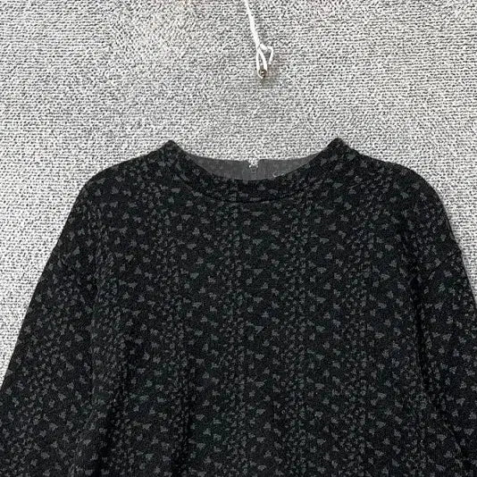 [BUNJANG] MESSAGERIE Dot Pattern Green Knit Sweater / MESSAGERIE 도트 패턴 그린 니트 M