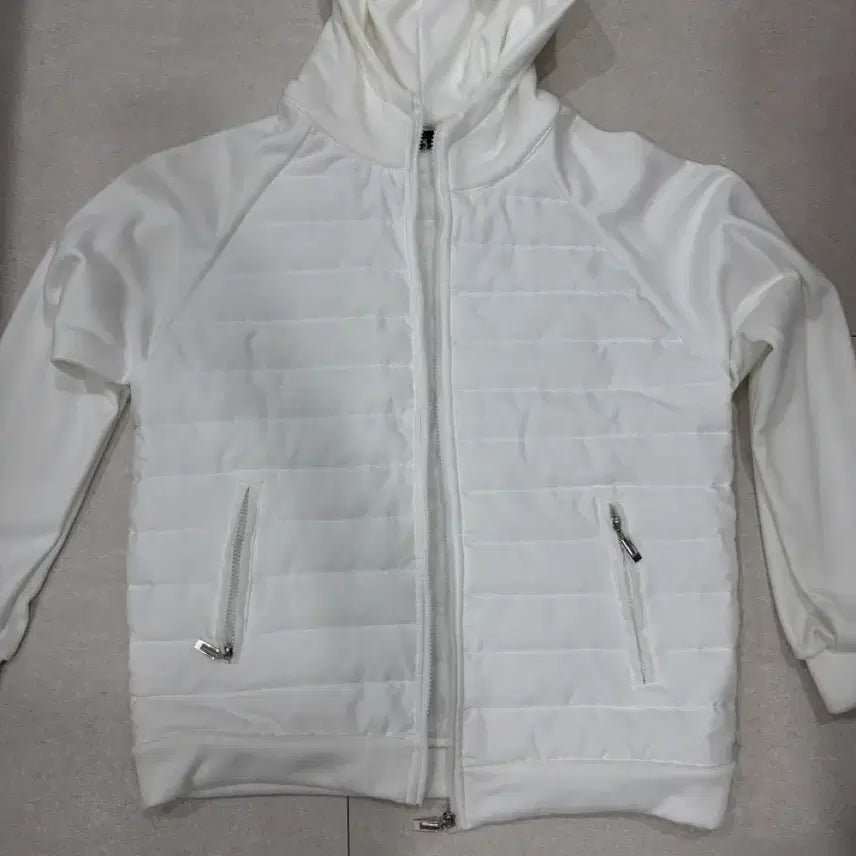 [BUNJANG] White Knit Lightweight Padded Jacket / 화이트 니트 경량패딩