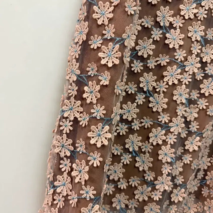 [BUNJANG] Anna Sui Floral Embroidered Lace Skirt / 안나수이 플라워자수 레이스 스커트 밴딩스킨톤뒷트임샤롱치마꽃무늬하객룩돌잔치