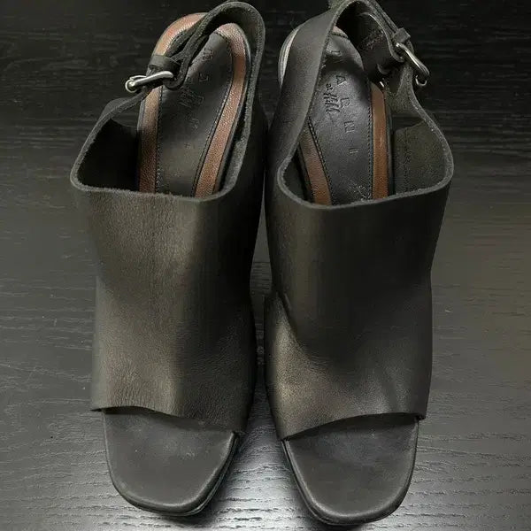 [SOLD OUT] 마르니 at H&amp;M 힐 샌들