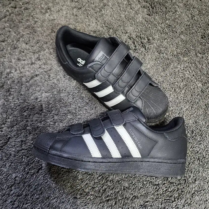 [BUNJANG] Adidas Superstar CF Core Black Sneakers / (W)아디다스 슈퍼스타 CF 코어 블랙 235사이즈