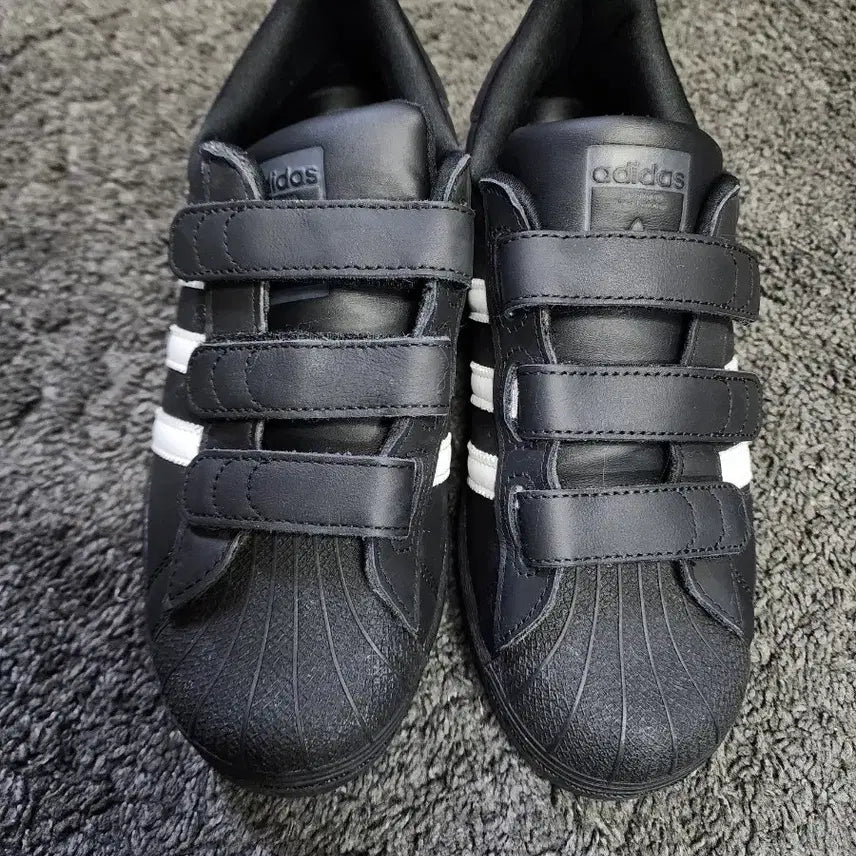 [BUNJANG] Adidas Superstar CF Core Black Sneakers / (W)아디다스 슈퍼스타 CF 코어 블랙 235사이즈