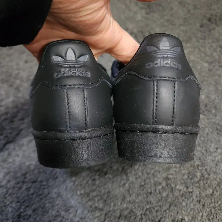 [BUNJANG] Adidas Superstar CF Core Black Sneakers / (W)아디다스 슈퍼스타 CF 코어 블랙 235사이즈