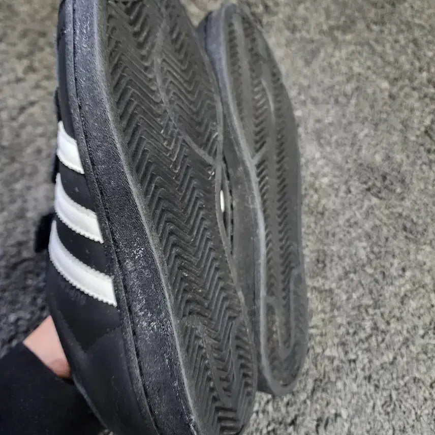 [BUNJANG] Adidas Superstar CF Core Black Sneakers / (W)아디다스 슈퍼스타 CF 코어 블랙 235사이즈
