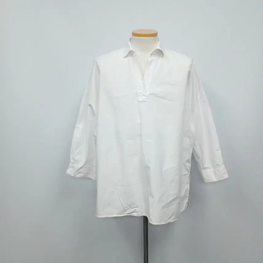 [BUNJANG] Uniqlo Pullover 7-Part Dress Shirt / 유니클로 풀오버 7부 드레스 셔츠 100