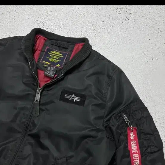 [BUNJANG] Alpha Industries MA-1 Flight Jacket / 알파인더스트리 블랙 MA-1 항공점퍼