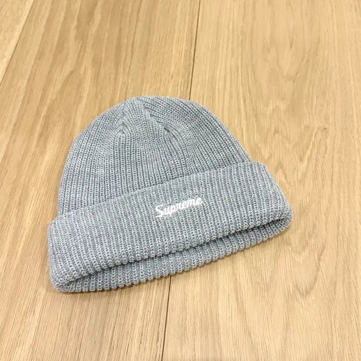 [BUNJANG] Supreme Gray Beanie Hat / 슈프림 Supreme 그레이 비니 모자