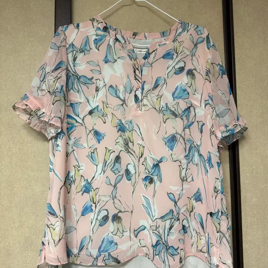 [BUNJANG] Olivia Lauren Chiffon Flower Blouse Size 100 / Olivia Lauren 쉬폰 플라워 블라우스 100