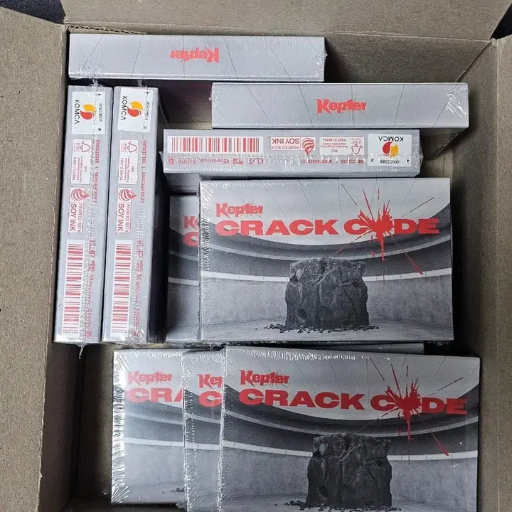 [BUNJANG] Kep1er Crack Code Album (Sealed) / 케플러 Crack code 미개봉 포카앨범 판매