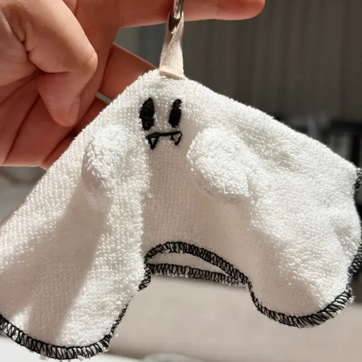 [BUNJANG] Ghost Embroidery White Towel Loop Keychain / 유령 자수 흰색 수건 고리 키링