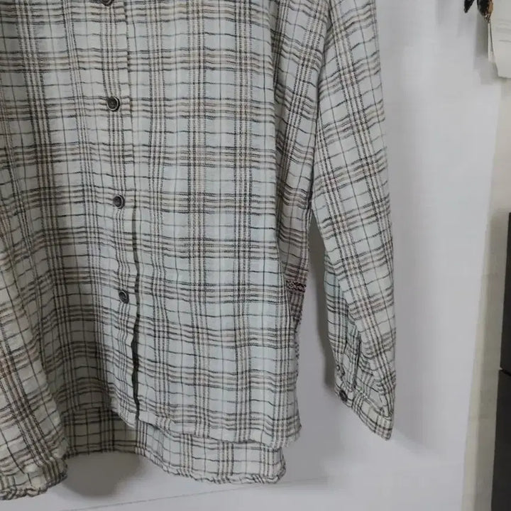 [BUNJANG] Thursday Island Embroidered Check Blouse / 새상품 S 앞자수 체크 블라우스  써스데이아일랜드