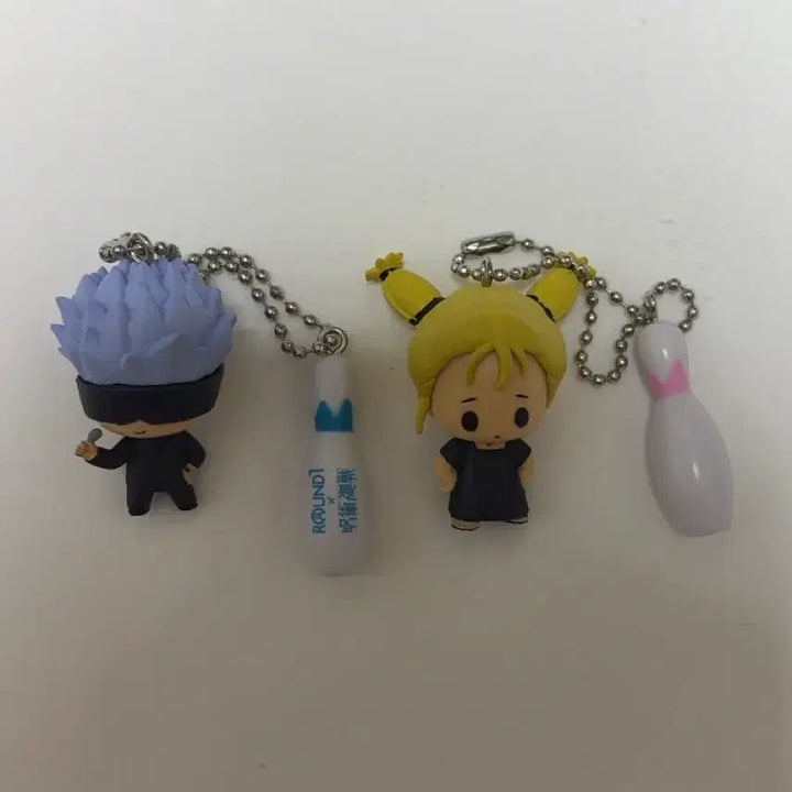 [BUNJANG] Jujutsu Kaisen Gojo Satoru Momo Figure Keyring Gacha / 주술회전 라운드원 고죠 사토루 모모 피규어 키링 가챠