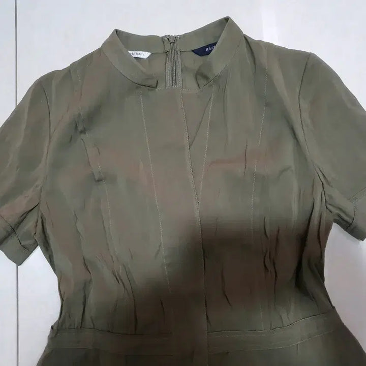 [BUNJANG] Hazzys Olive Green Dress / 헤지스 올리브색 원피스