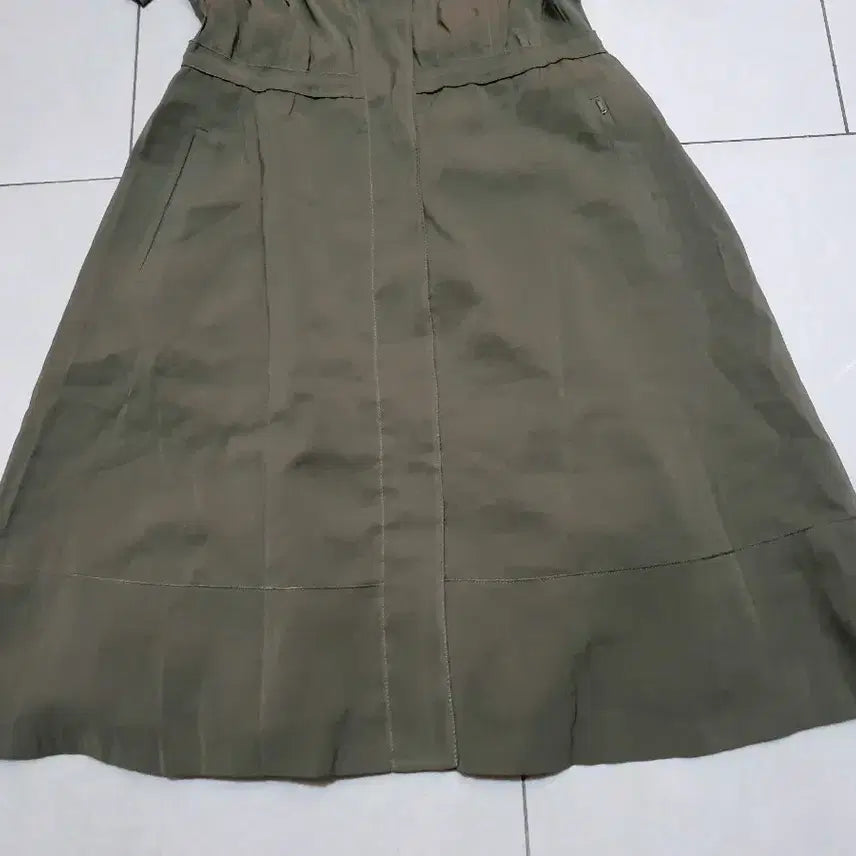 [BUNJANG] Hazzys Olive Green Dress / 헤지스 올리브색 원피스