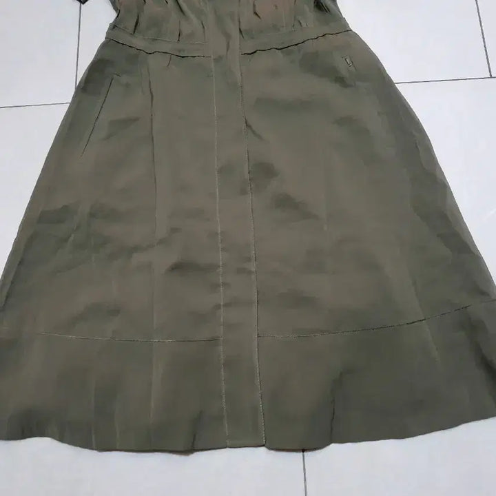 [BUNJANG] Hazzys Olive Green Dress / 헤지스 올리브색 원피스