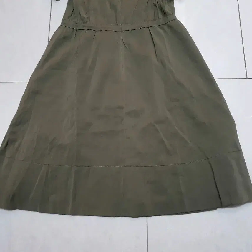 [BUNJANG] Hazzys Olive Green Dress / 헤지스 올리브색 원피스