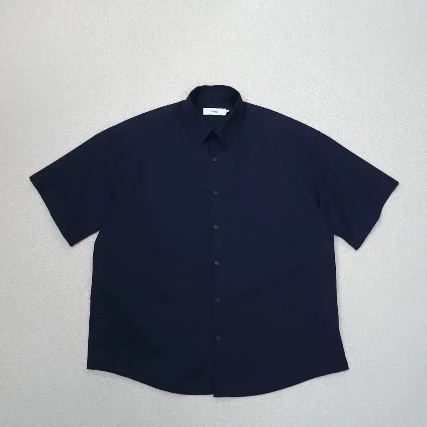 [BUNJANG] LEIRE Linen Short Sleeve Shirt Navy / (M)LEIRE 남자 반팔 셔츠 린넨 남방 여름 네이비 B8W2807